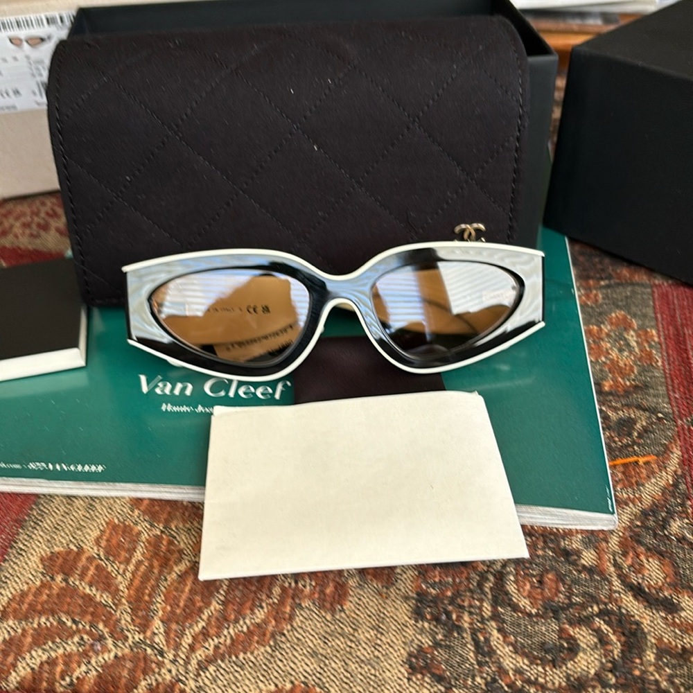CHANEL Metallic Silver and Black Cat-Eye Sunglasses